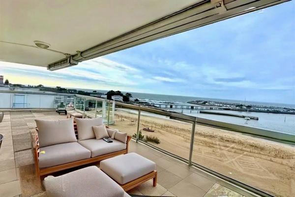 PORNICHET-APPARTEMENT DE 85M2-6EME ET DERNIER ÉTAGE-FACE MER-TERRASSE DE 50M2-2 STATIONNEMENTS