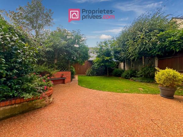 Maison de caractère en centre ville de Chateaubriant 9 pièce(s) 210 m2