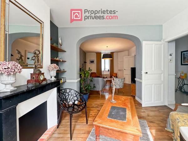 Maison de caractère en centre ville de Chateaubriant 9 pièce(s) 210 m2