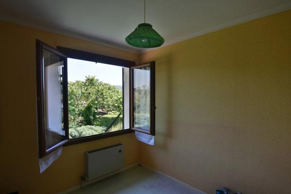 CHAUFFAILLES (71) - maison 5 piéces - 105 m2 - terrain 2300 m²