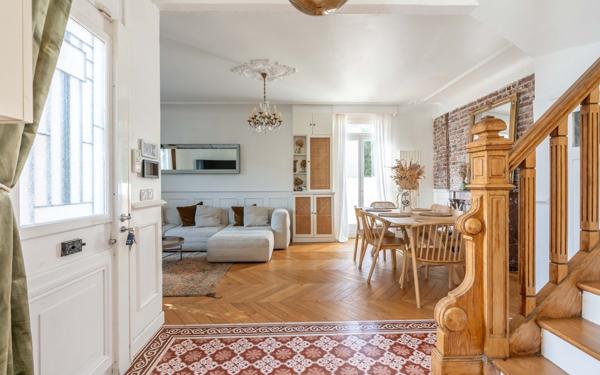 Maison à vendre    6 pièces • 160,93 m2 Joinville-le-Pont