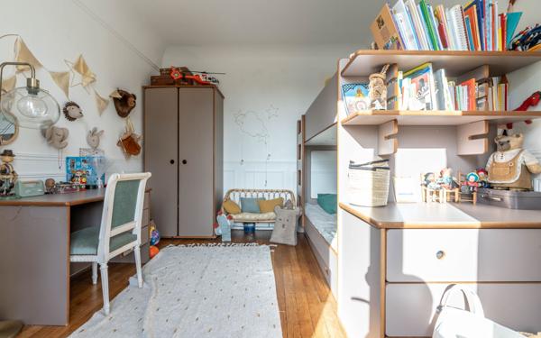 Maison à vendre    6 pièces • 160,93 m2 Joinville-le-Pont