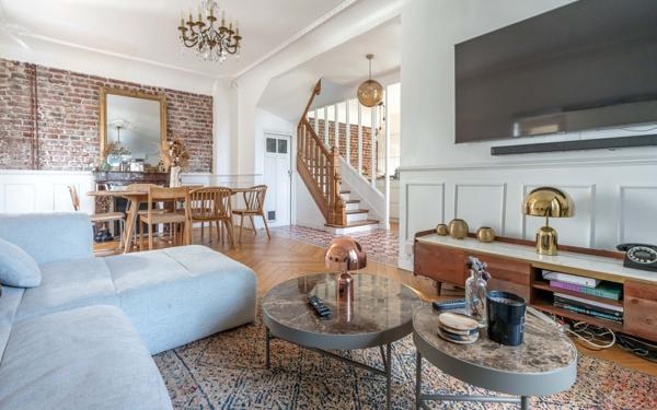 Maison à vendre    6 pièces • 160,93 m2 Joinville-le-Pont