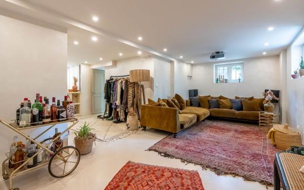 Maison à vendre    6 pièces • 160,93 m2 Joinville-le-Pont