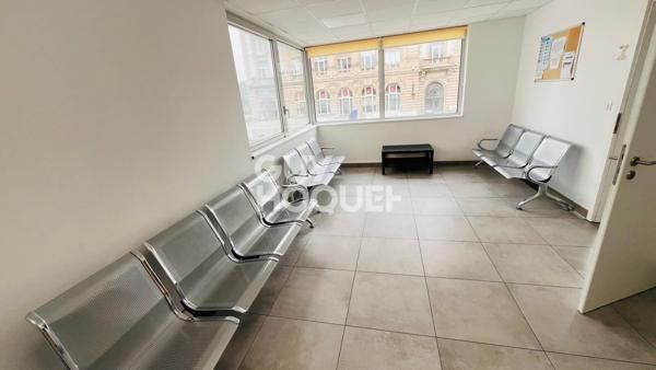 Local commercial à louer de 101.76 m² à Mulhouse - Réf 4924