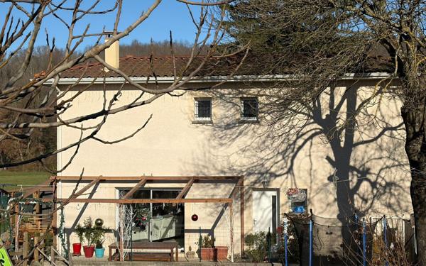 Appartement à vendre    5 pièces •  Meyssiès