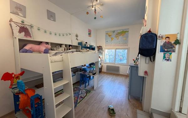 Appartement à vendre    5 pièces •  Meyssiès