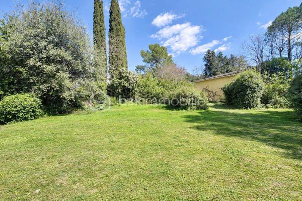 Maison traditionnelle de 197,58 m²