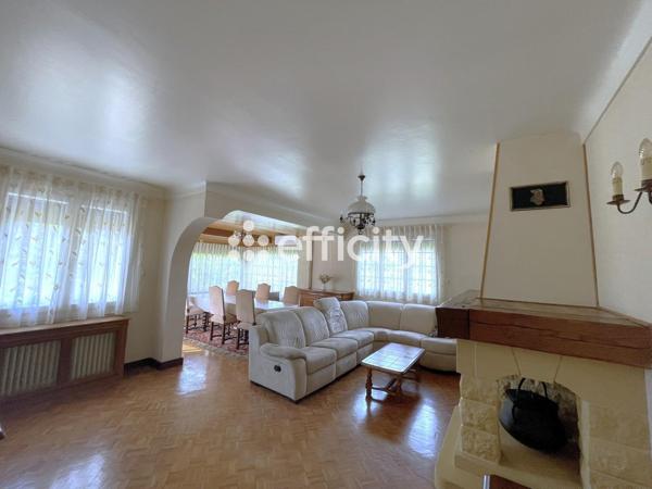 Maison 5 pièces - 160 m²