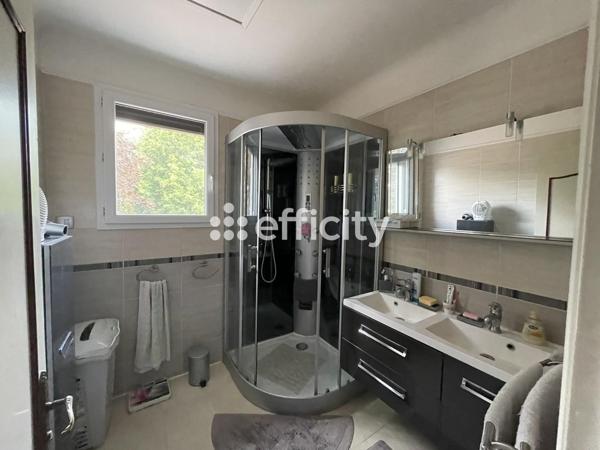 Maison 5 pièces - 160 m²