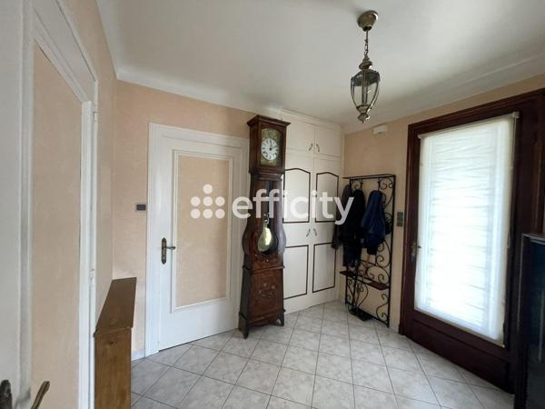 Maison 5 pièces - 160 m²