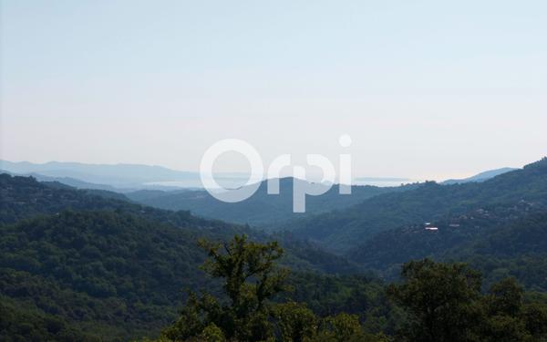 Maison à vendre    4 pièces • 124 m2 Les Adrets-de-l'Estérel