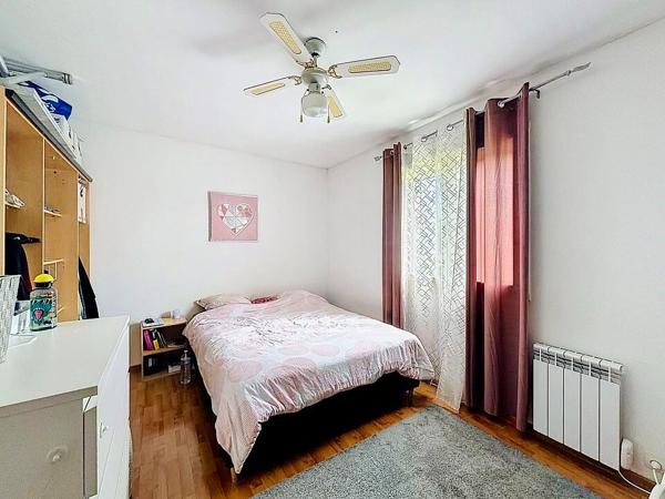 Maison indépendante 4chambres, proche des commodités et écoles