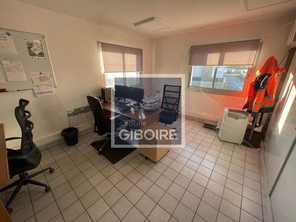 Local d'activites 1010 m² à vendre THOUAR-SUR-LOIRE (réf : 44.019064)