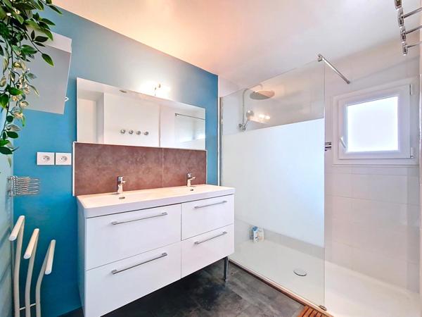 Maison 5 chambres suite parentale en rdc, garage