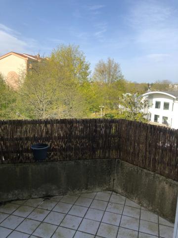 PAU Universités T1 bis non meublé à louer