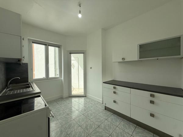 Appartement à vendre 3 pièces, deux balcons, STRASBOURG (67)