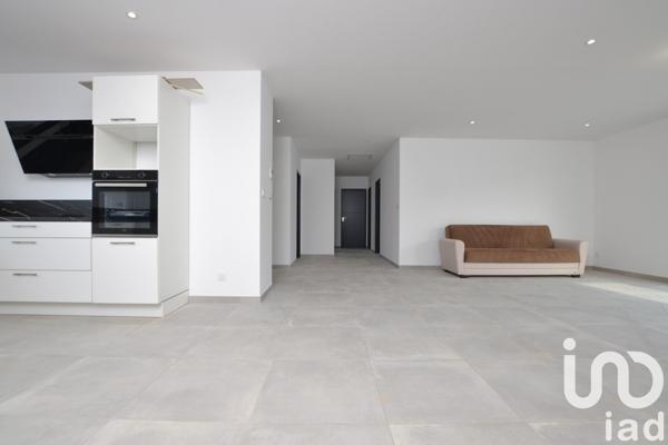 Maison 4 pièces de 111 m² à Saint-André-de-Roquelongue (11200)