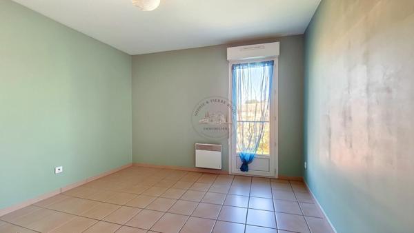 Cheval-Blanc (84460) APPARTEMENT T4
