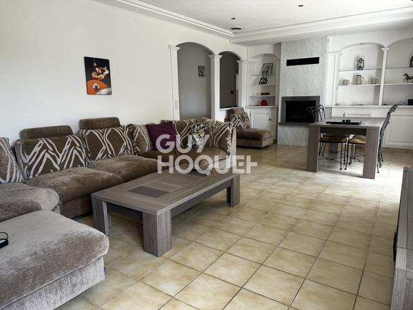 MAISON À VENDRE DE 5 PIÈCES DE 131,00 M²