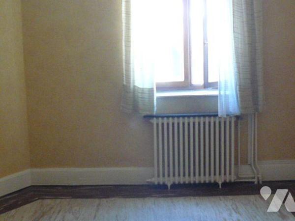 Maison à Vendre à Rambervillers (88700) en Vosges (88)

Maison bourgeoise sur trois niveaux, ...