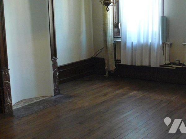 Maison à Vendre à Rambervillers (88700) en Vosges (88)

Maison bourgeoise sur trois niveaux, ...