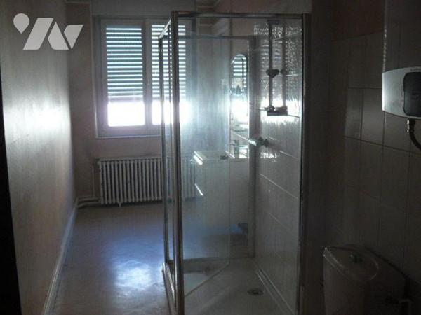 Maison à Vendre à Rambervillers (88700) en Vosges (88)

Maison bourgeoise sur trois niveaux, ...