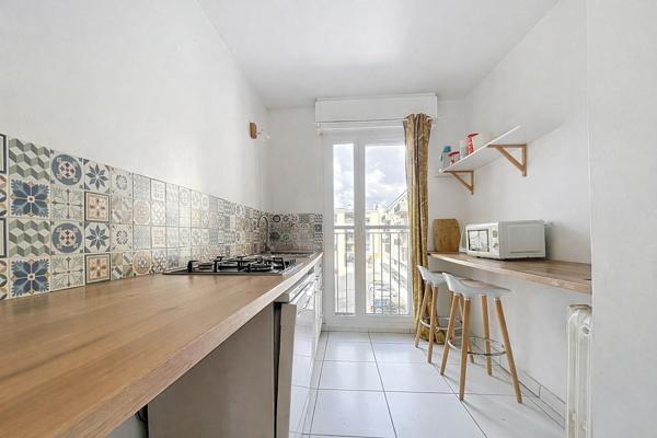 Chatou, A deux pas du centre ville - Appartement 3 chambres 499 000 € **  - Référence  V160010223
