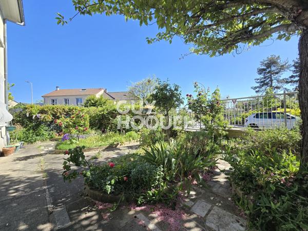 Maison Cachan 9 pièce(s) 190.60 m2