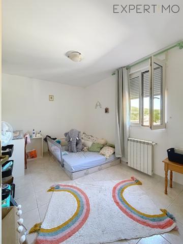 LE VAL / RARE à la location VILLA 3/4 chambres, garage, atelier ... sur un terrain de plus de 1400m²