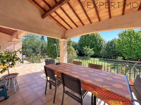 LE VAL / RARE à la location VILLA 3/4 chambres, garage, atelier ... sur un terrain de plus de 1400m²