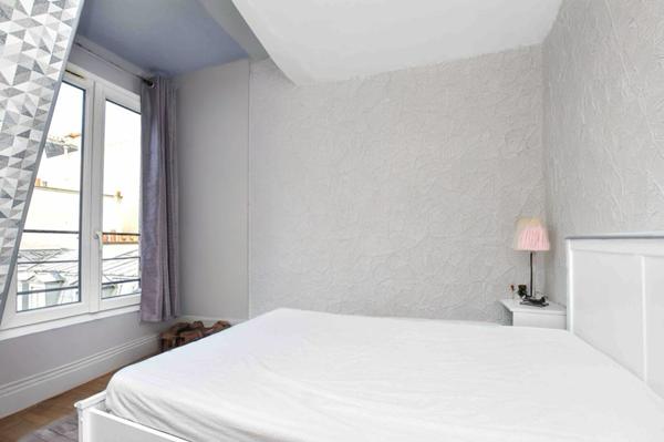 PARIS 7e - DERNIER ÉTAGE -VUE TOUR EIFFEL