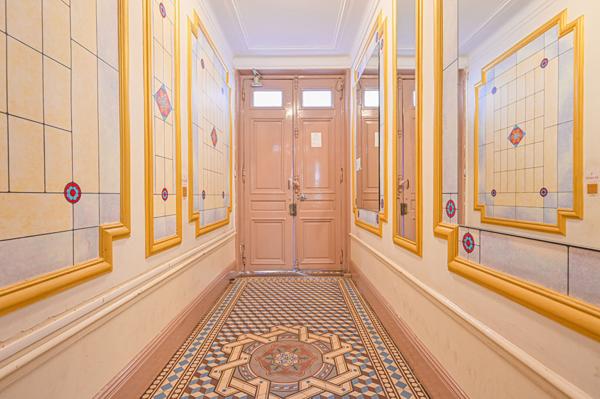 PARIS 7e - DERNIER ÉTAGE -VUE TOUR EIFFEL