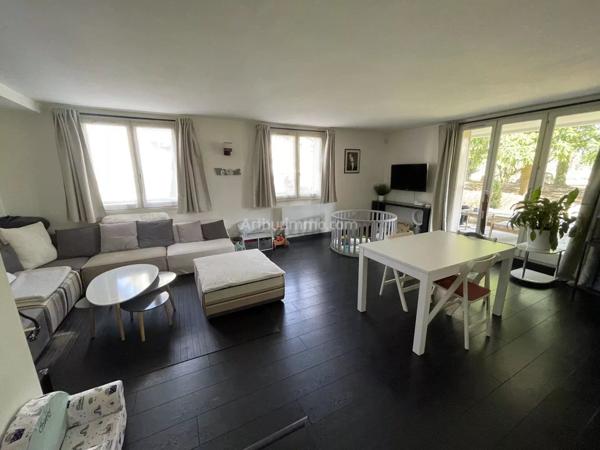 Vente Appartement 4 pièces 80 m2 à Saint-Germain-Lès-Corbeil