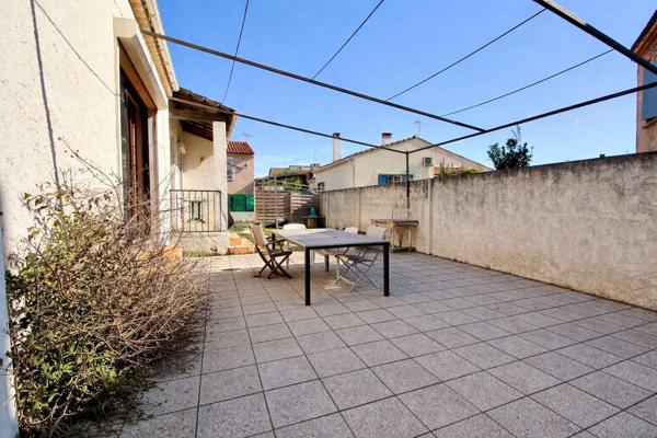 Maison à Marignane de type 3 d'environ 75m² avec jardin et garage