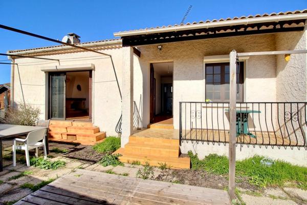 Maison à Marignane de type 3 d'environ 75m² avec jardin et garage