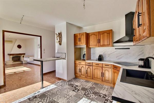 Maison à Marignane de type 3 d'environ 75m² avec jardin et garage