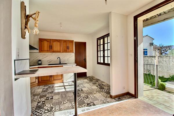 Maison à Marignane de type 3 d'environ 75m² avec jardin et garage