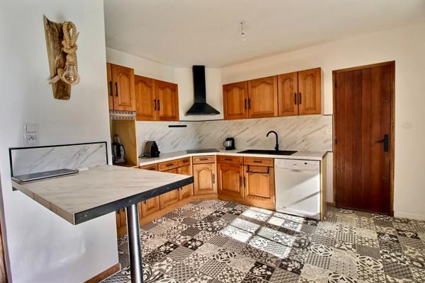 Maison à Marignane de type 3 d'environ 75m² avec jardin et garage