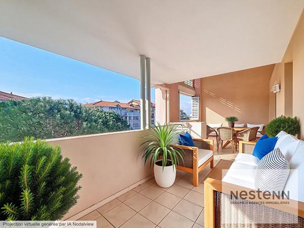 Saint-Aygulf, T3 terrasse parking piscine centre ville