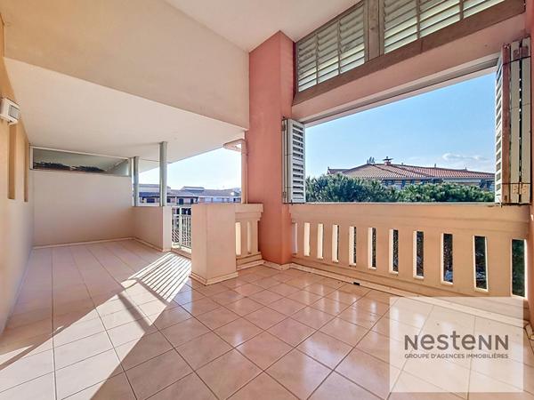 Saint-Aygulf, T3 terrasse parking piscine centre ville