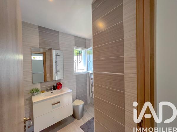 Maison à vendre 7 pièces 240 m² Vidauban