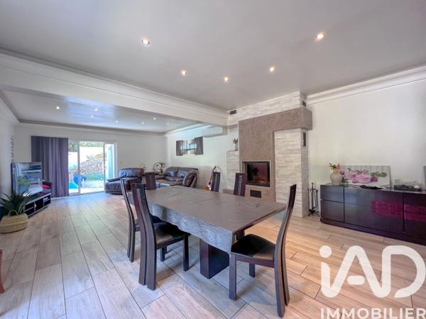 Maison à vendre 7 pièces 240 m² Vidauban