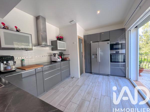 Maison à vendre 7 pièces 240 m² Vidauban