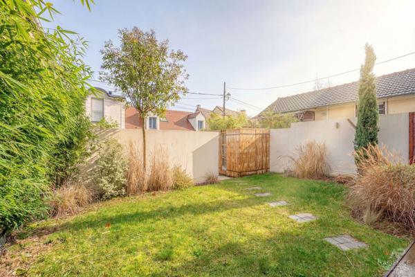 Maison Bougival 5 pièce(s) 118m2 €745 000 ** - Référence 19761