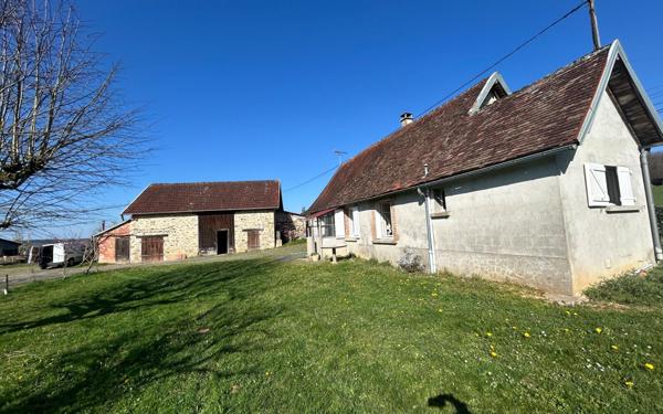Maison à vendre    2 pièces •  Ladignac-le-Long