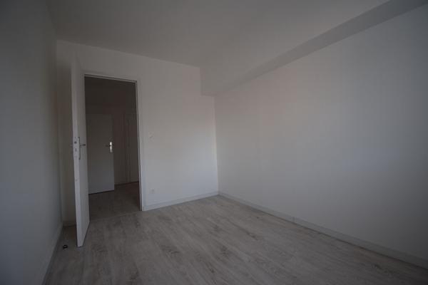 A louer Appartement 1 pièce(s) Elbeuf 76500 réf MILO-20