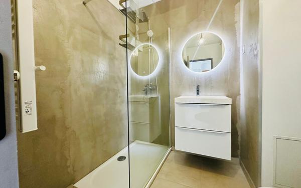 Appartement à vendre    2 pièces • 37 m2 La Seyne-sur-Mer