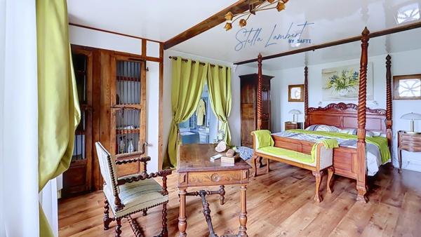 Le charme de l’ancien, l'espace et la tranquilité.