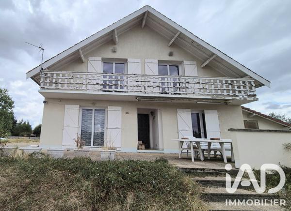 Maison à vendre 8 pièces 235 m² Saint-Just-Saint-Rambert